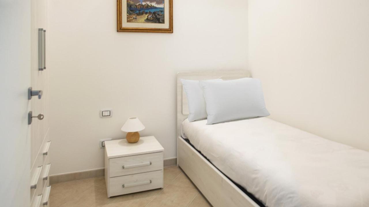 La Maddalena 20 Apartment Alghero Luaran gambar