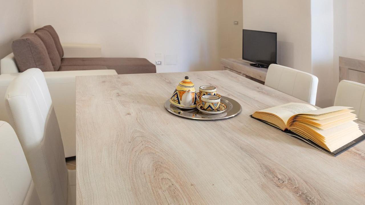 La Maddalena 20 Apartment Alghero Luaran gambar